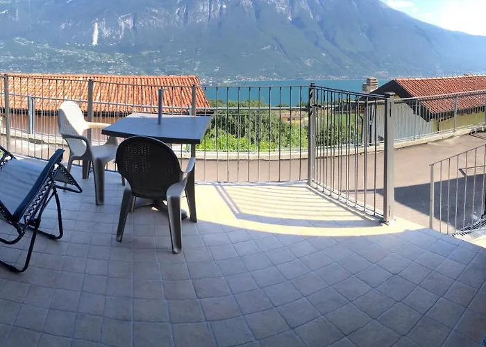 La Quiete 07 Lake View Apartment By Gardadomusmea